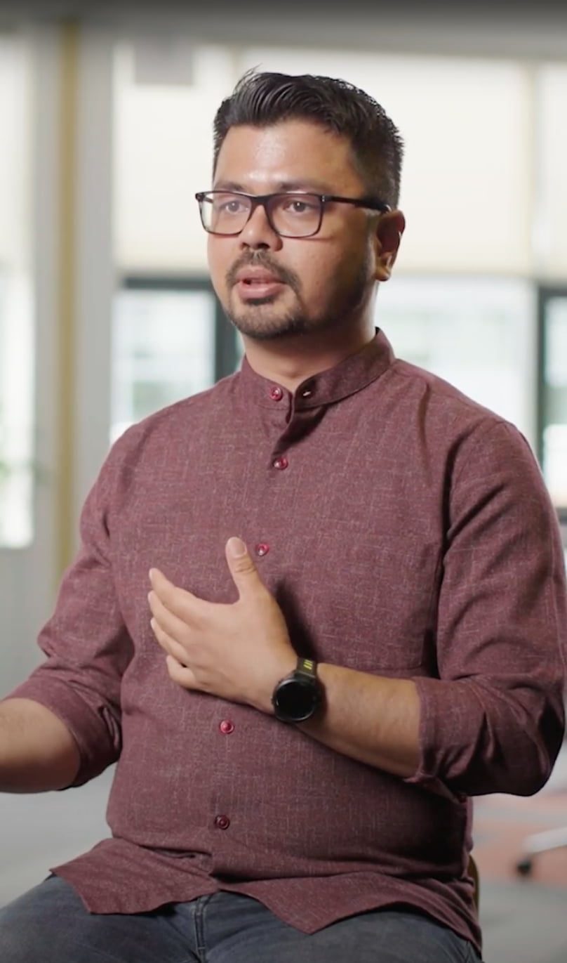 Tech Testimonial Thumbnail Lakhya